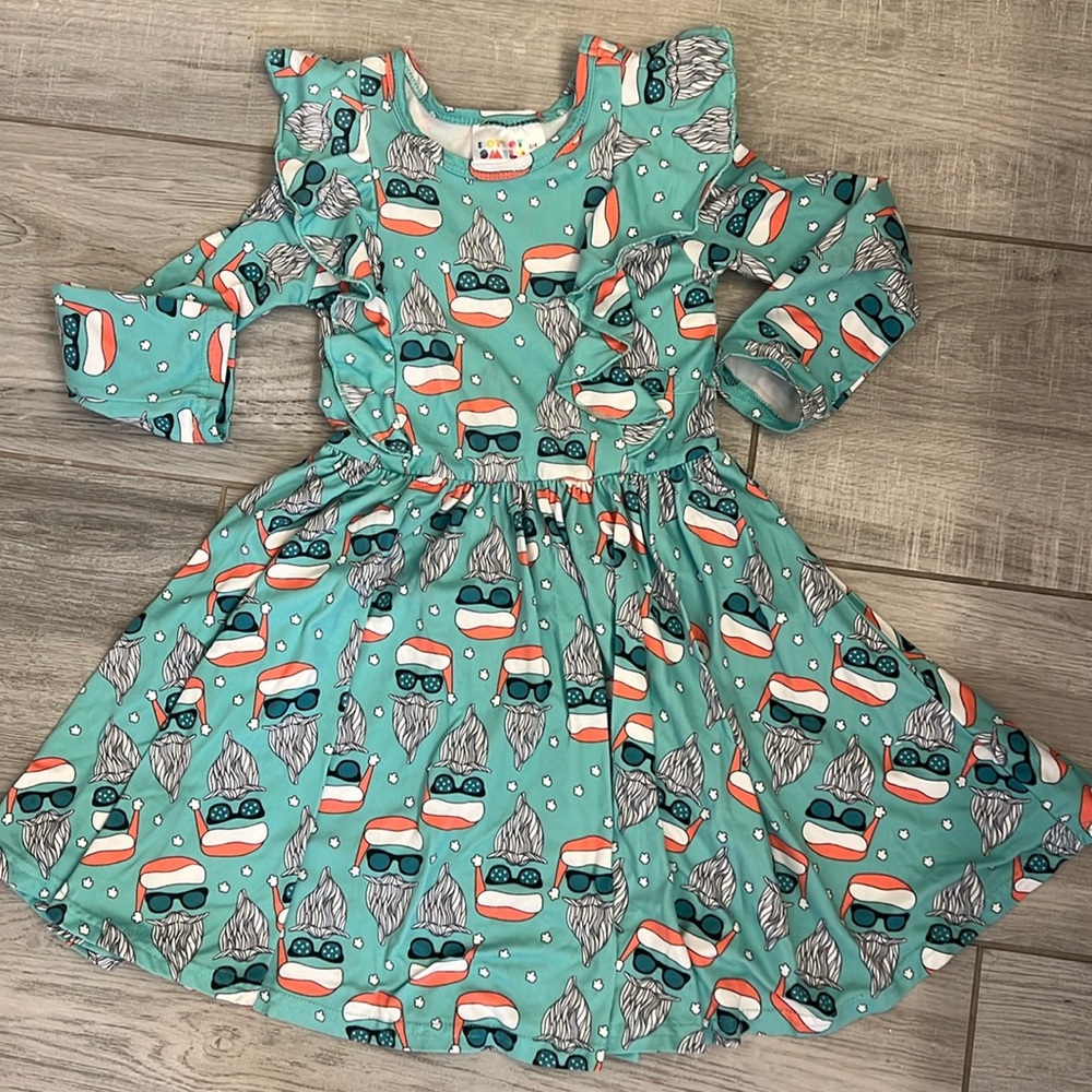 Dot dot smile ruffle dress